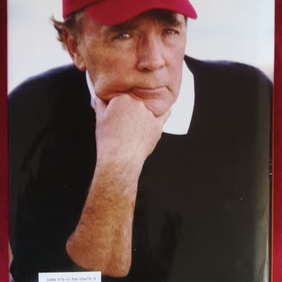 James Patterson book 📖 - Picture 2 of 3